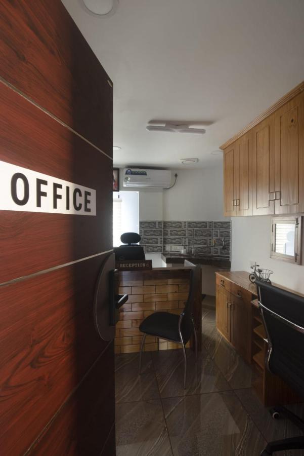 Magni Home Kochi Екстер'єр фото