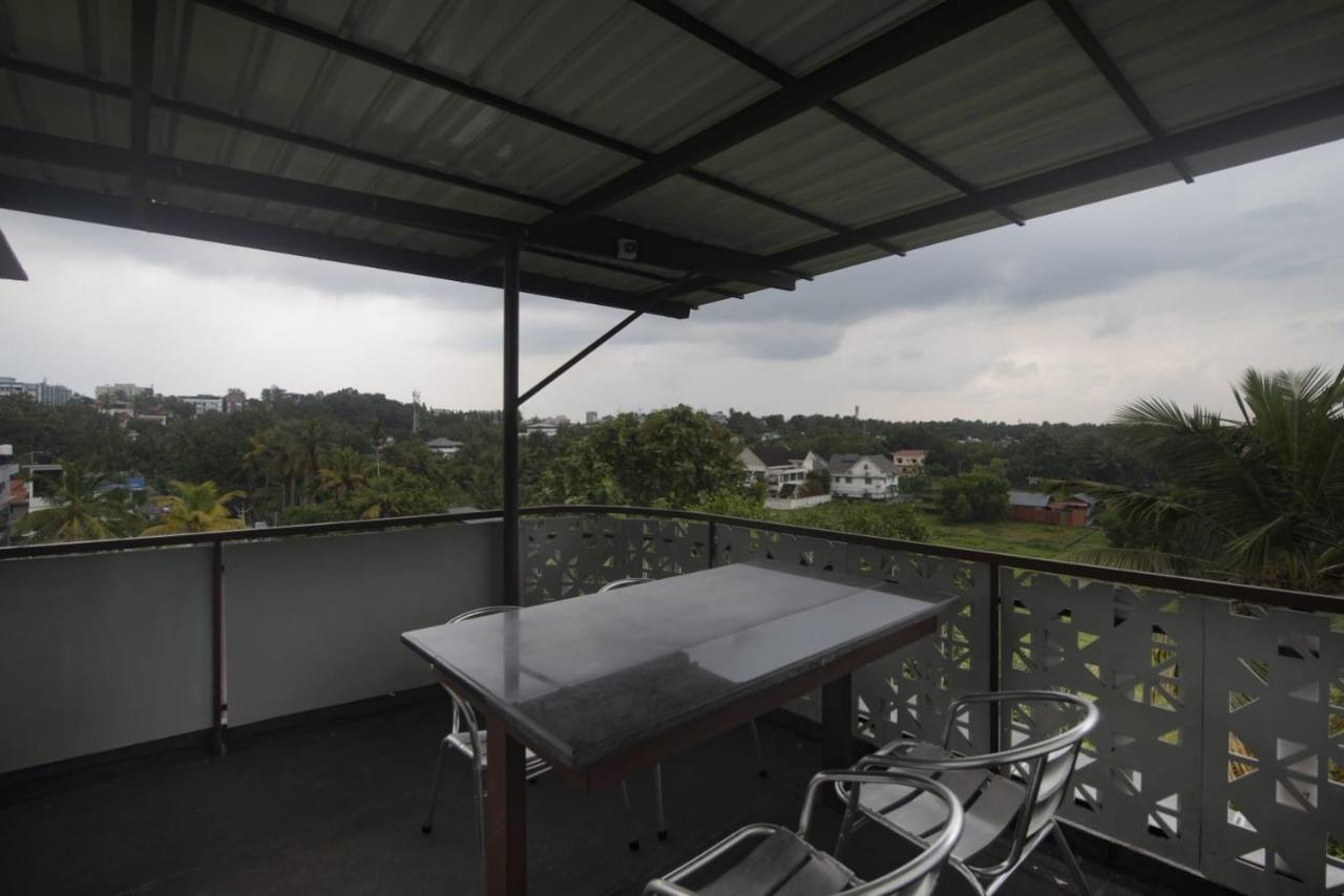 Magni Home Kochi Екстер'єр фото